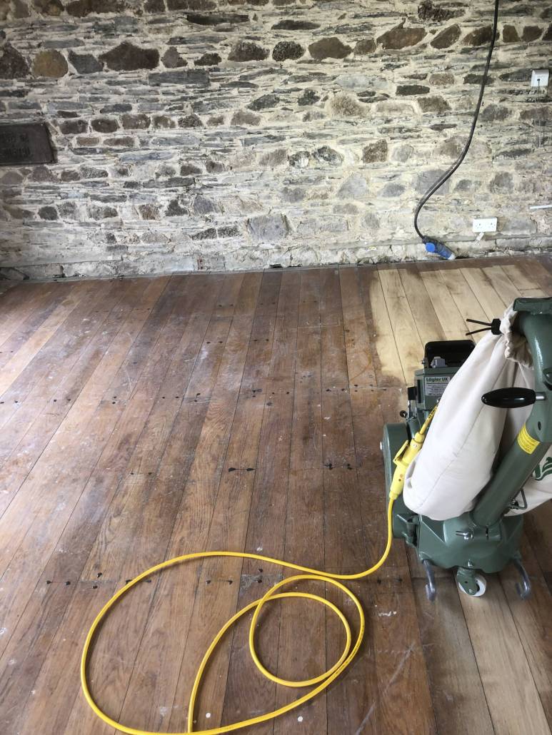 Rifinish Hardwood Floors